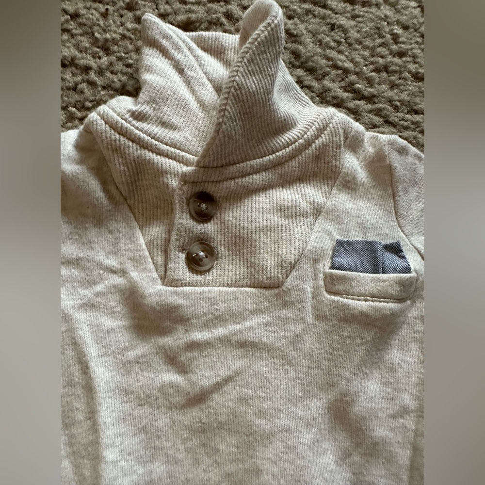 Adorable Newborn Onesie Outfit- LIKE NEW!